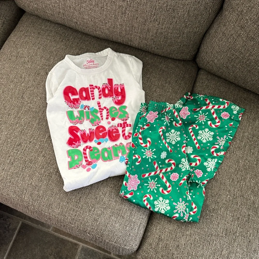 Justice Girls Holiday Green Red Candy Cane Silky pajama Pants and Top Size 6 / 7